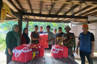 Bantuan korban kebakaran Lumpue Parepare Sulsel