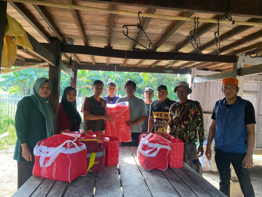 Bantuan korban kebakaran Lumpue Parepare Sulsel